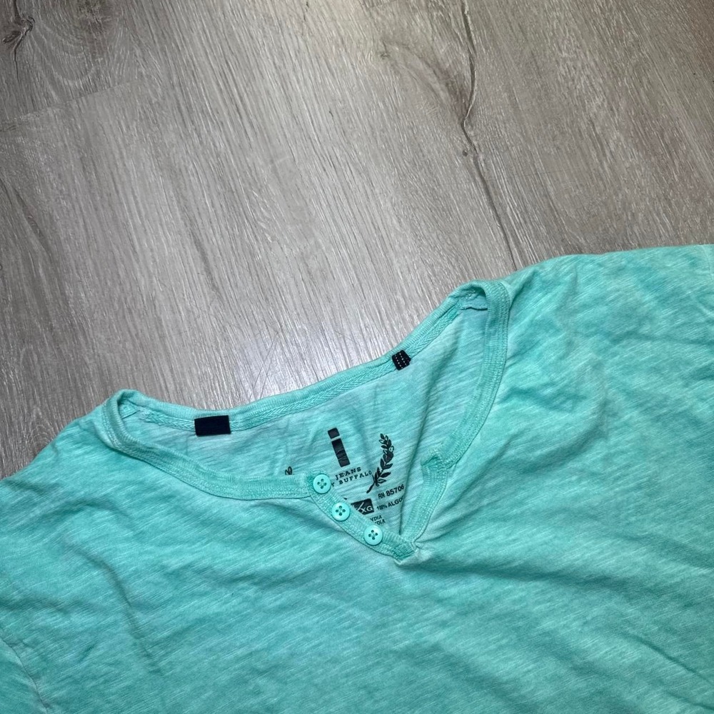 2000's Men's Henley blue casual cotton t-shirt - Picture 3 of 4